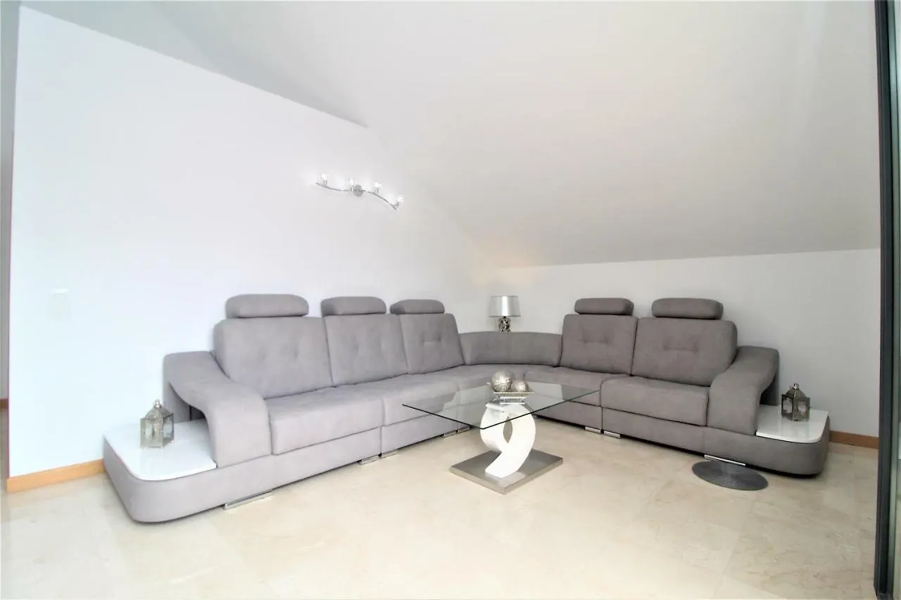 פונשל Living Penthouse Apartment 0*,  פורטוגל