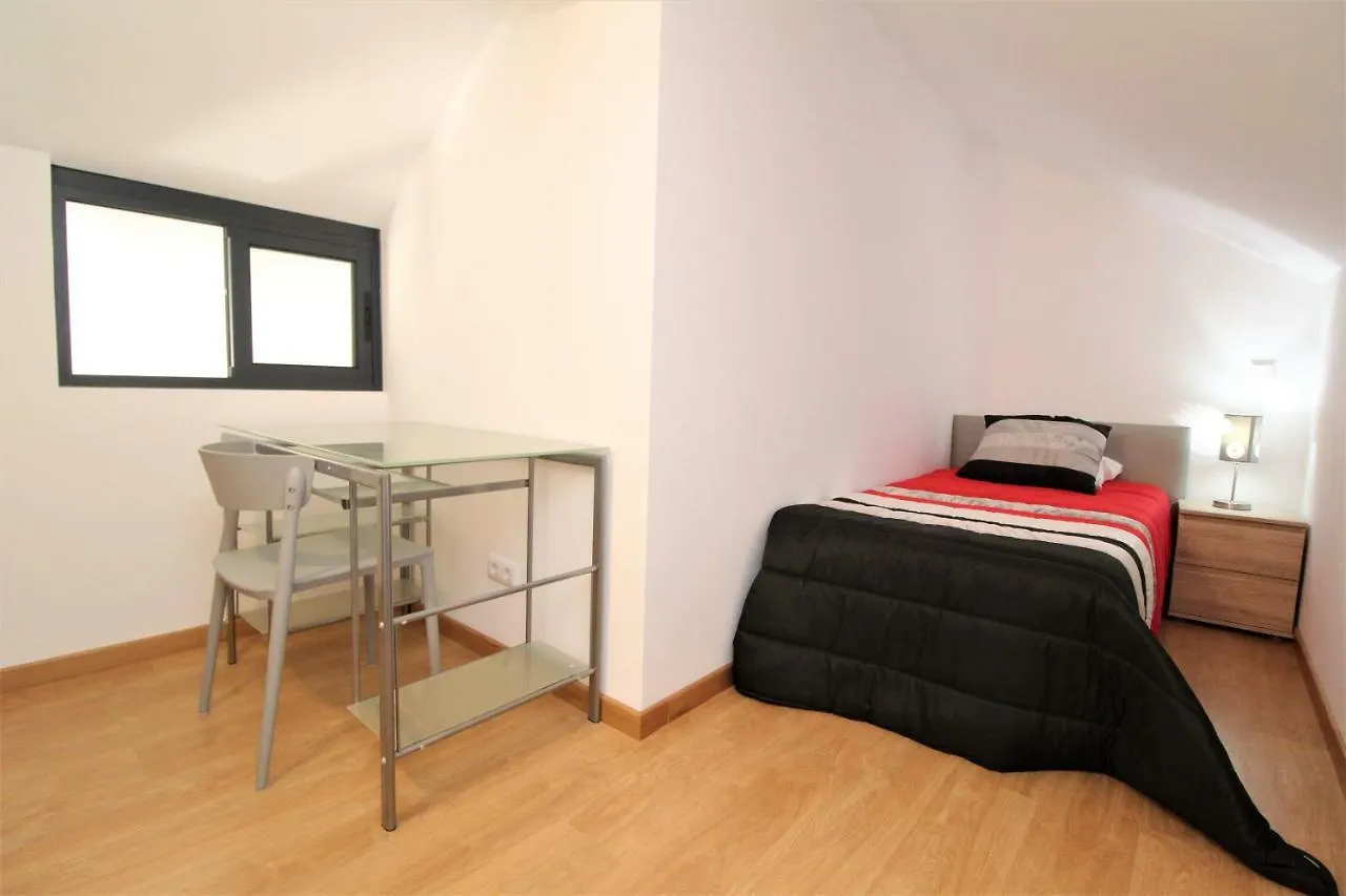 פונשל Living Penthouse Apartment